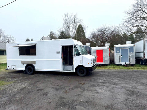 Food Truck Freightliner Step van 2011 Model. NEW BUILD OUT