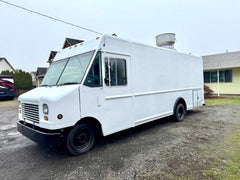 Food Truck Freightliner Step van 2011 Model. NEW BUILD OUT