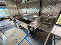 Food Truck Freightliner Step van 2011 Model. NEW BUILD OUT